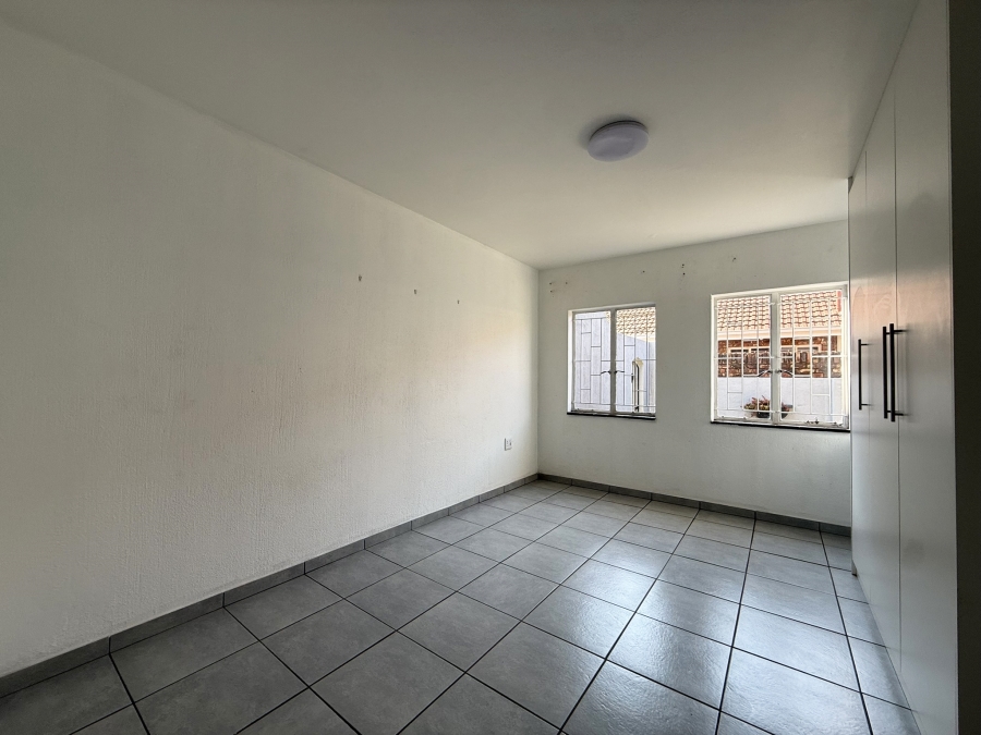 To Let 2 Bedroom Property for Rent in Potchefstroom North West